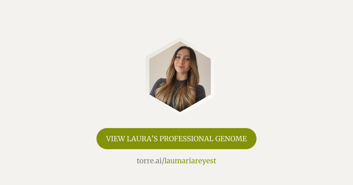 Laura María Reyes Tobar | Torre